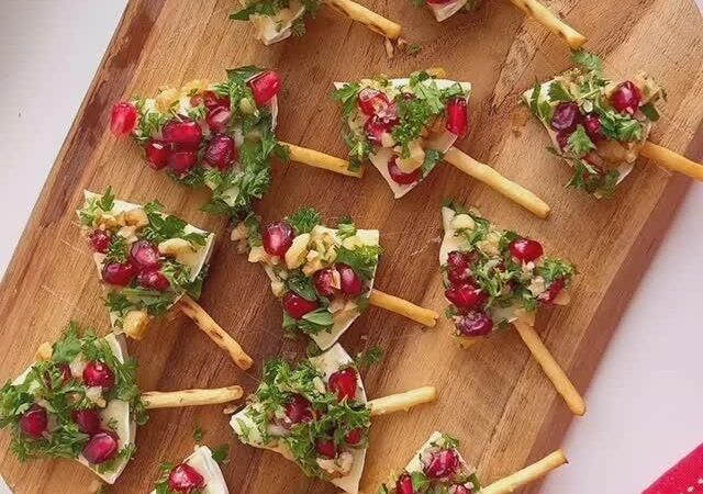 cranberry brie phyllo cups