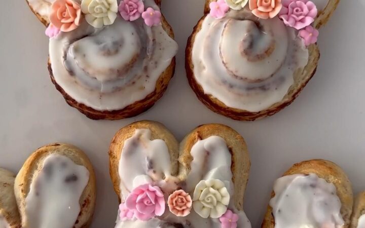 bunny cinnamon rolls