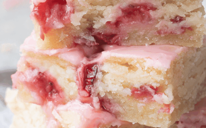 strawberry lemon brownies