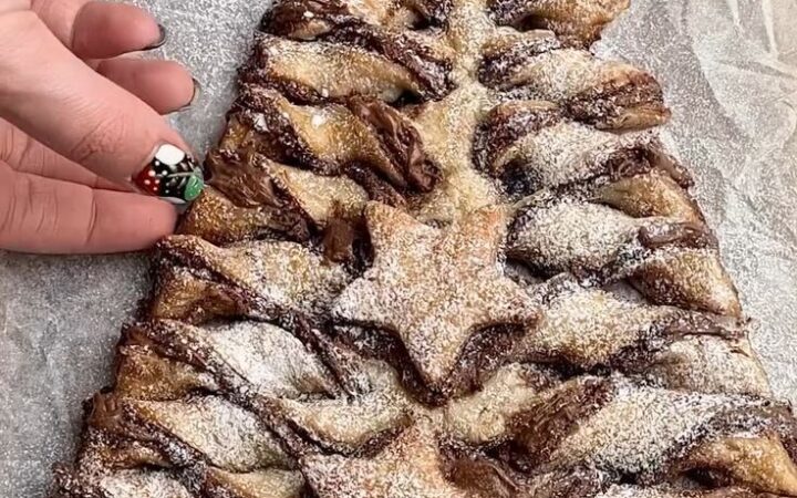 3 ingredient nutella christmas tree