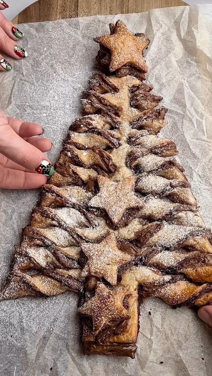 3 Ingredient Nutella Christmas Tree 🎄