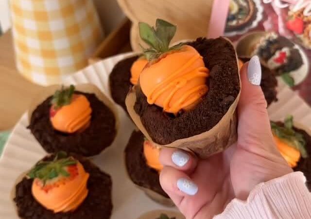 easter carrot cake muffins
