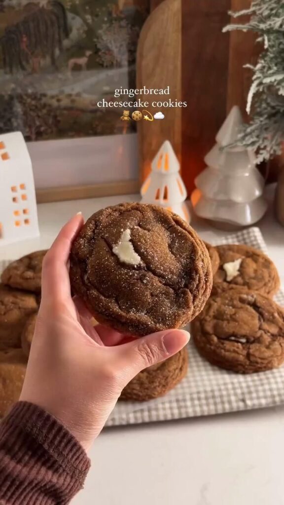 gingerbread cheesecake cookies