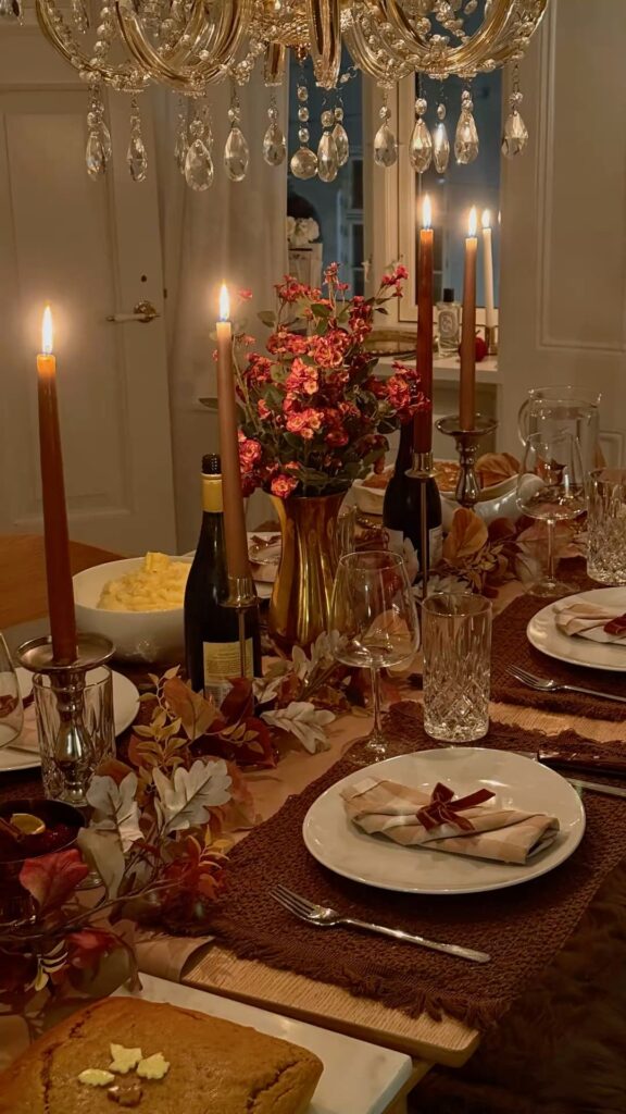thanksgiving table place settings