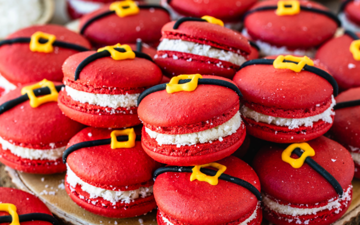 santa claus macarons recipe