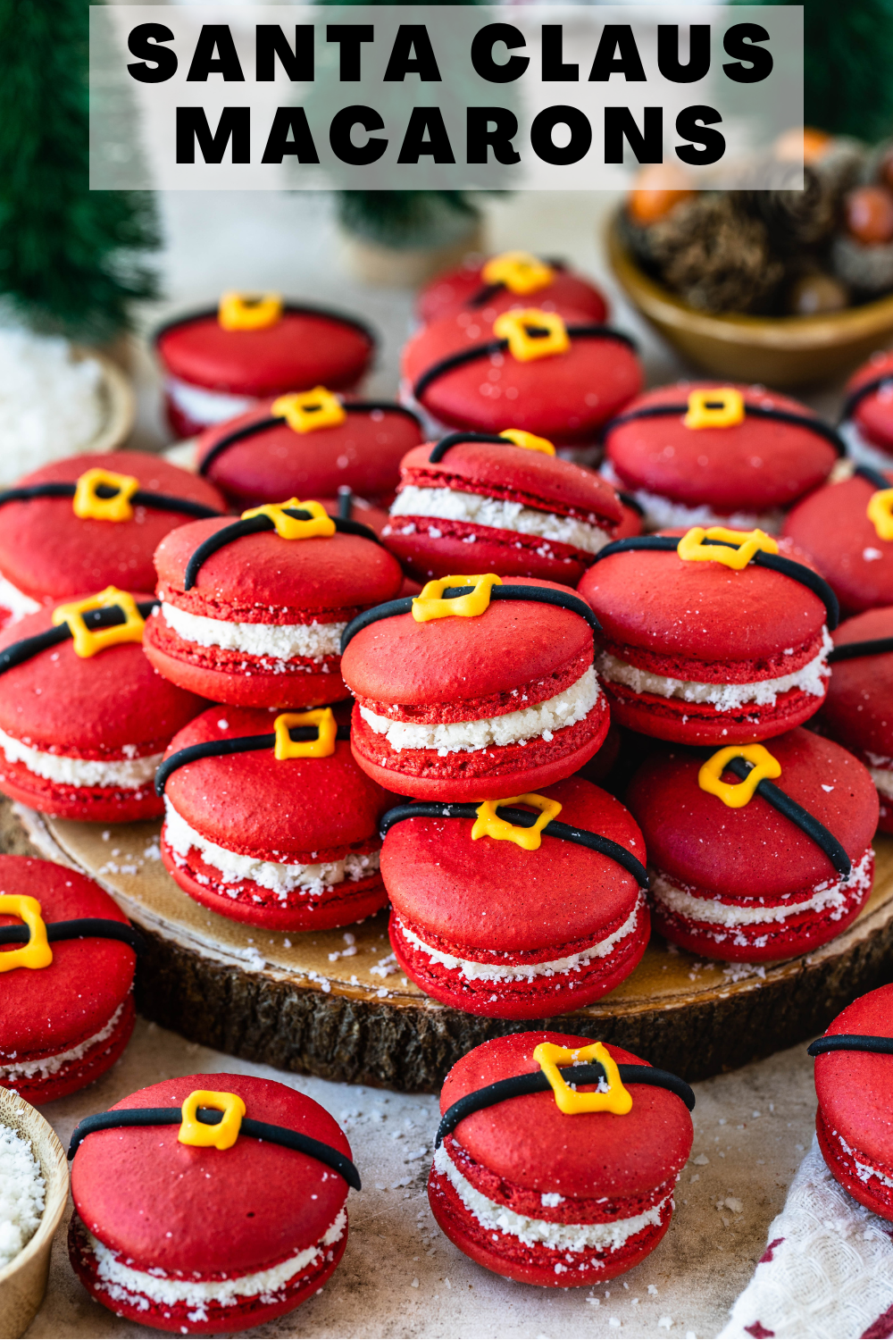 Santa Claus Macarons