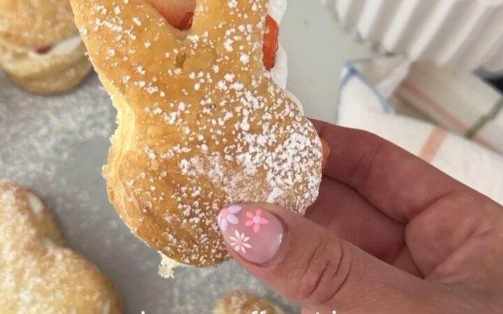 easter bunny puff pastry dessert