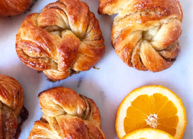 thanksgiving morning buns recipe
