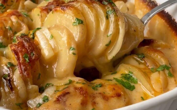 cheesy au gratin potatoes